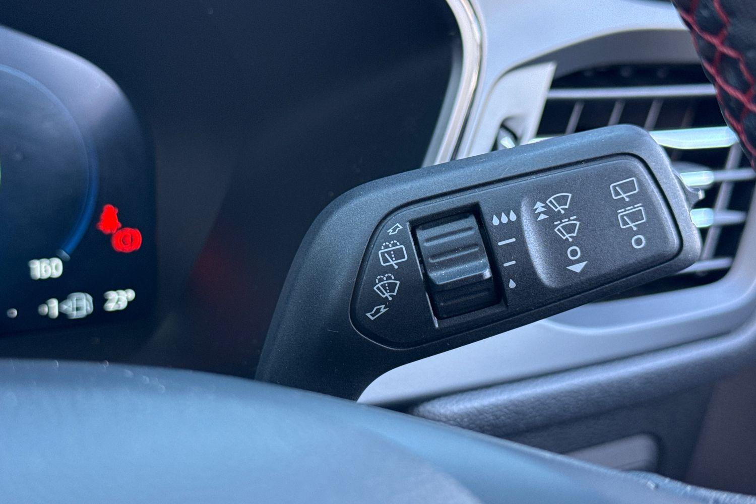 Ford KUGA Photo 14