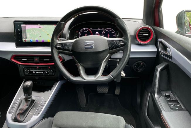 SEAT Arona Photo 11