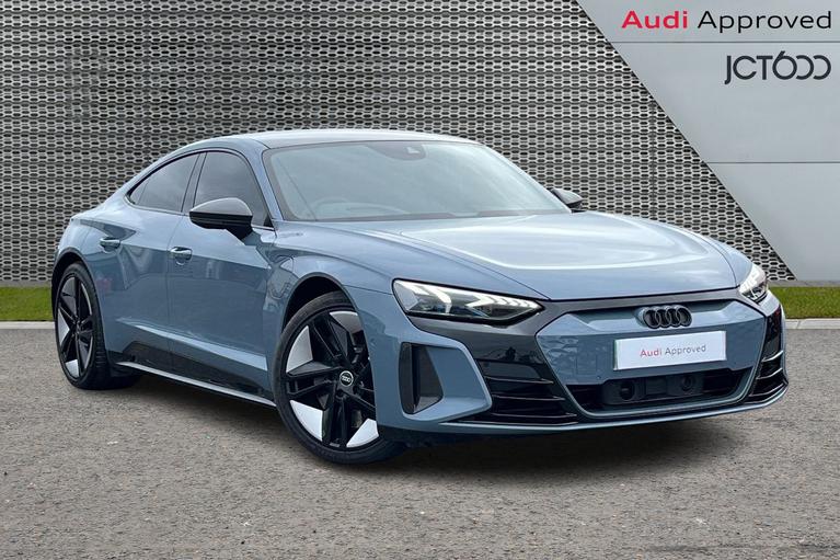 Used 2022 AUDI Rs E-Tron Gt 93.4kWh Carbon Vorsprung Saloon 4dr Electric Auto quattro (598 ps) Grey at JCT600