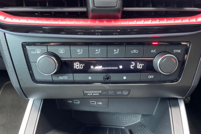 SEAT Arona Photo 30