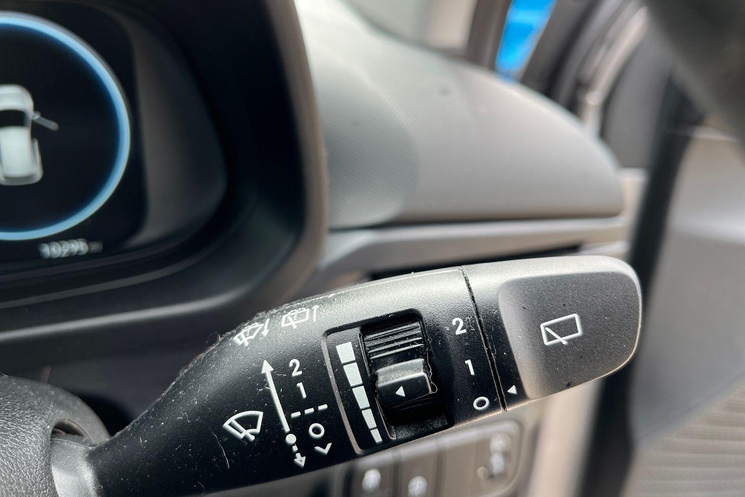Hyundai BAYON Photo 14