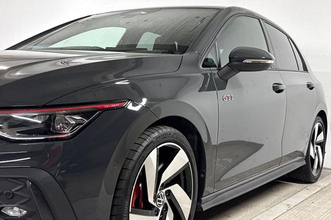VOLKSWAGEN Golf Photo 30