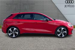 AUDI   A3 Sportback Photo 4