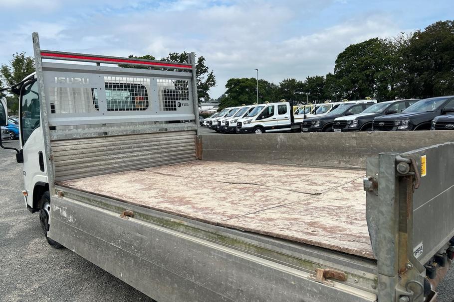 Used Isuzu GRAFTER N35.150 PX69LWD 27