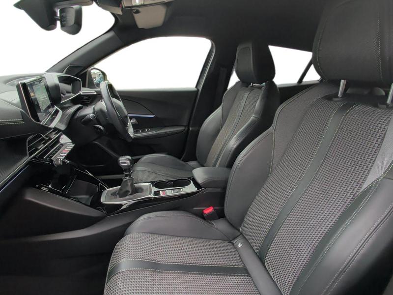 Used Peugeot 2008 MA72WFO 16
