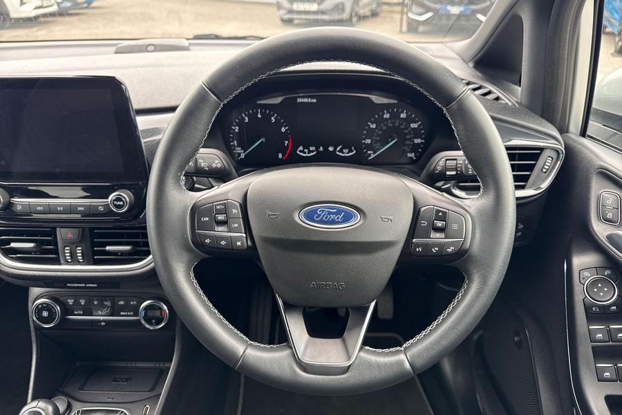 Ford FIESTA Photo autoimg-b1ff623dfcd398e2e253ebee23930d8ed6799fcf.jpg