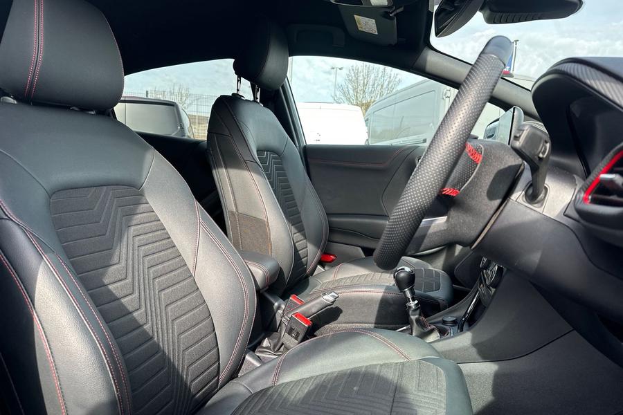 Ford PUMA Photo autoimg-b204cc16ba93e6289b432d1cb8c90d3bb54daccf.jpg