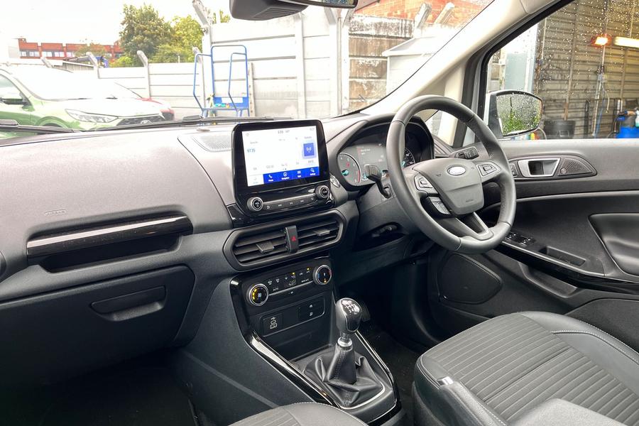 Ford ECOSPORT Photo autoimg-b20adc093076d78058a04ecb007ebf70e1ddfe69.jpg