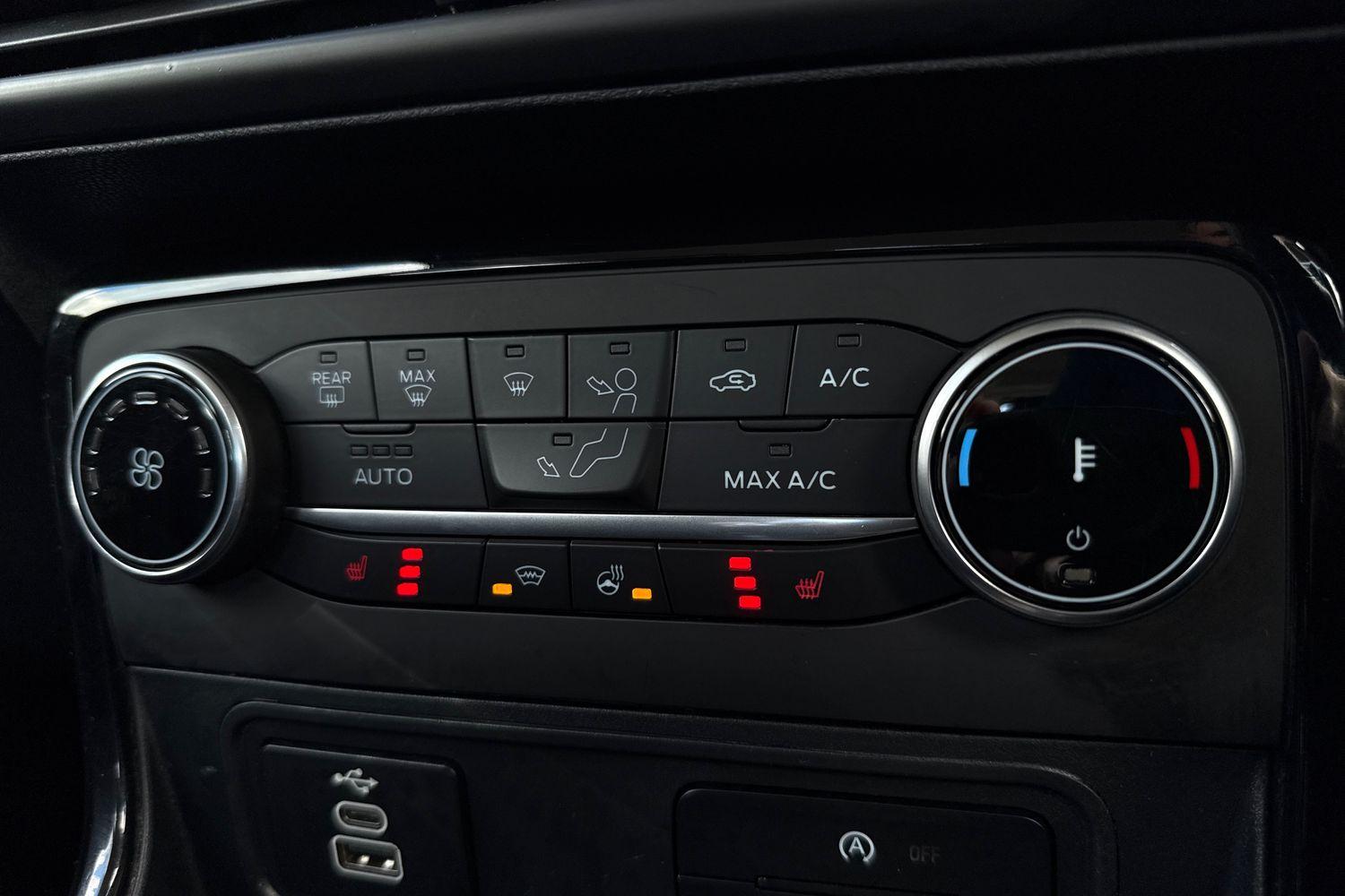 Ford EcoSport Photo 29