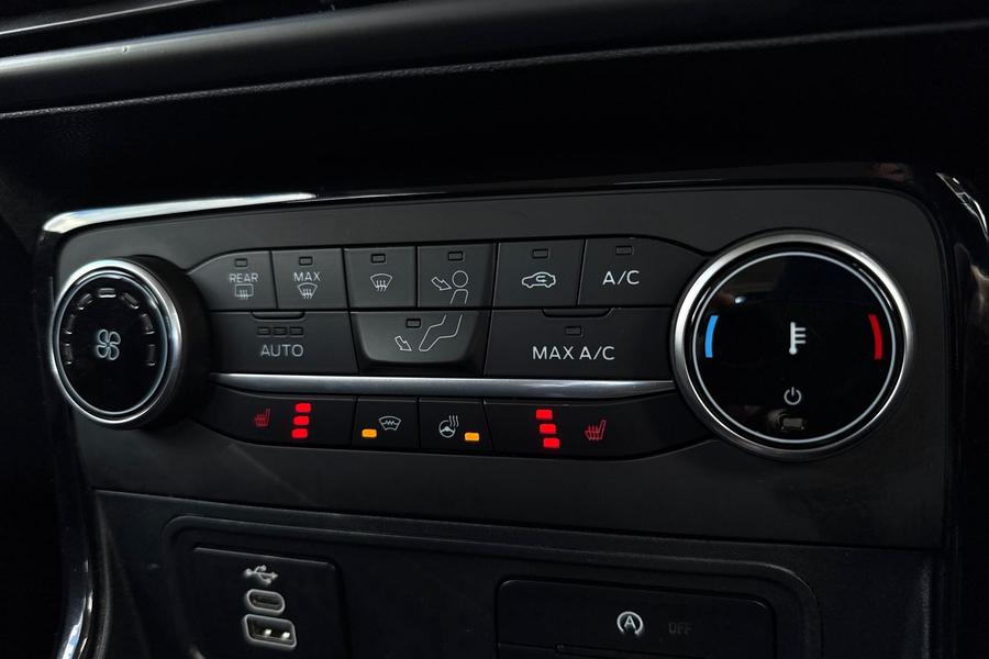 Ford EcoSport Photo autoimg-b20da9b102051b8575854340df434ddc0ebf629c.jpg