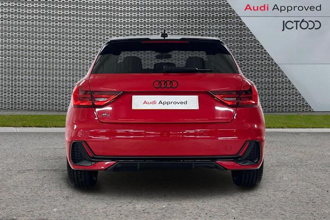 AUDI A1 Photo 7