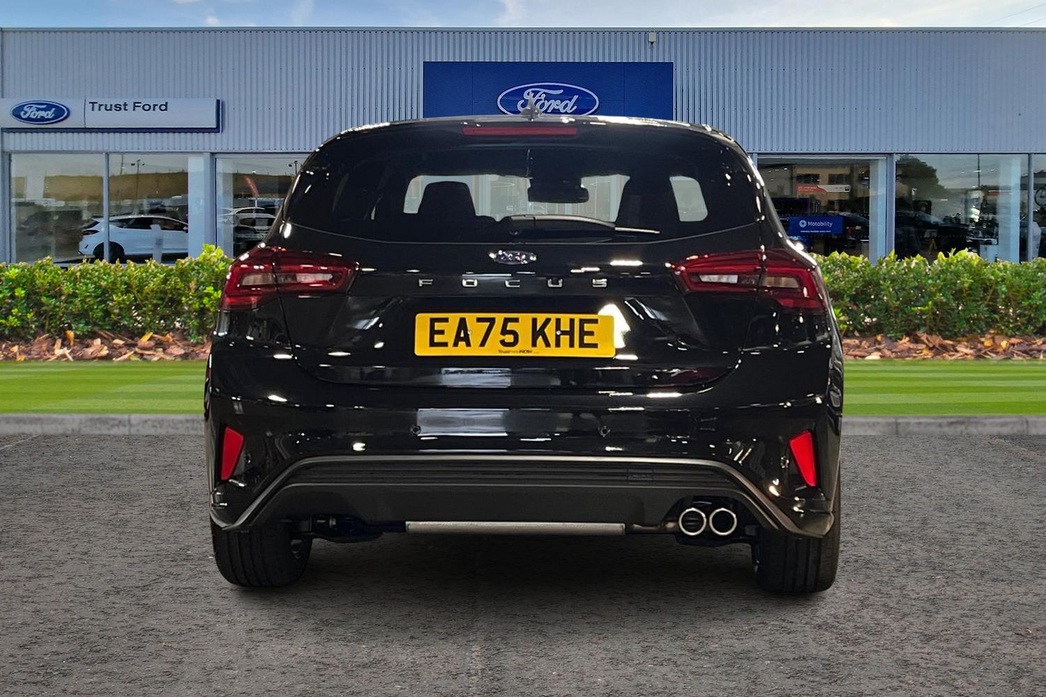 Ford Focus Photo 6