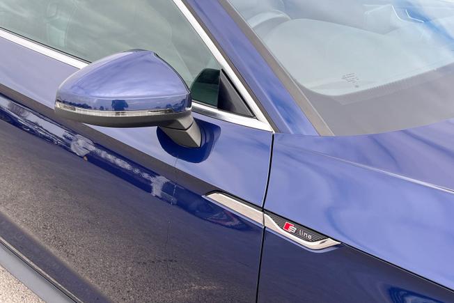 AUDI A5 Photo 21