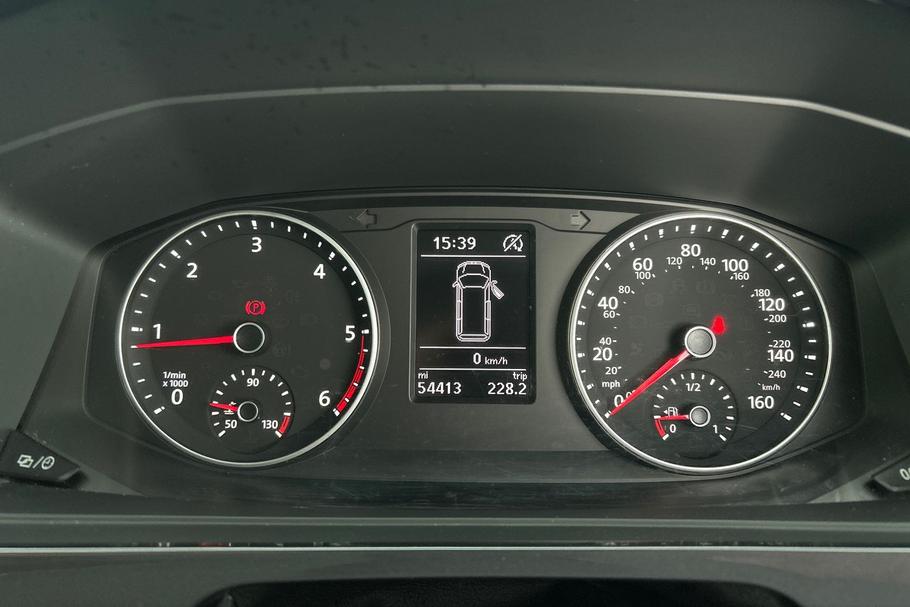 Used Volkswagen TRANSPORTER PN69LFJ 9
