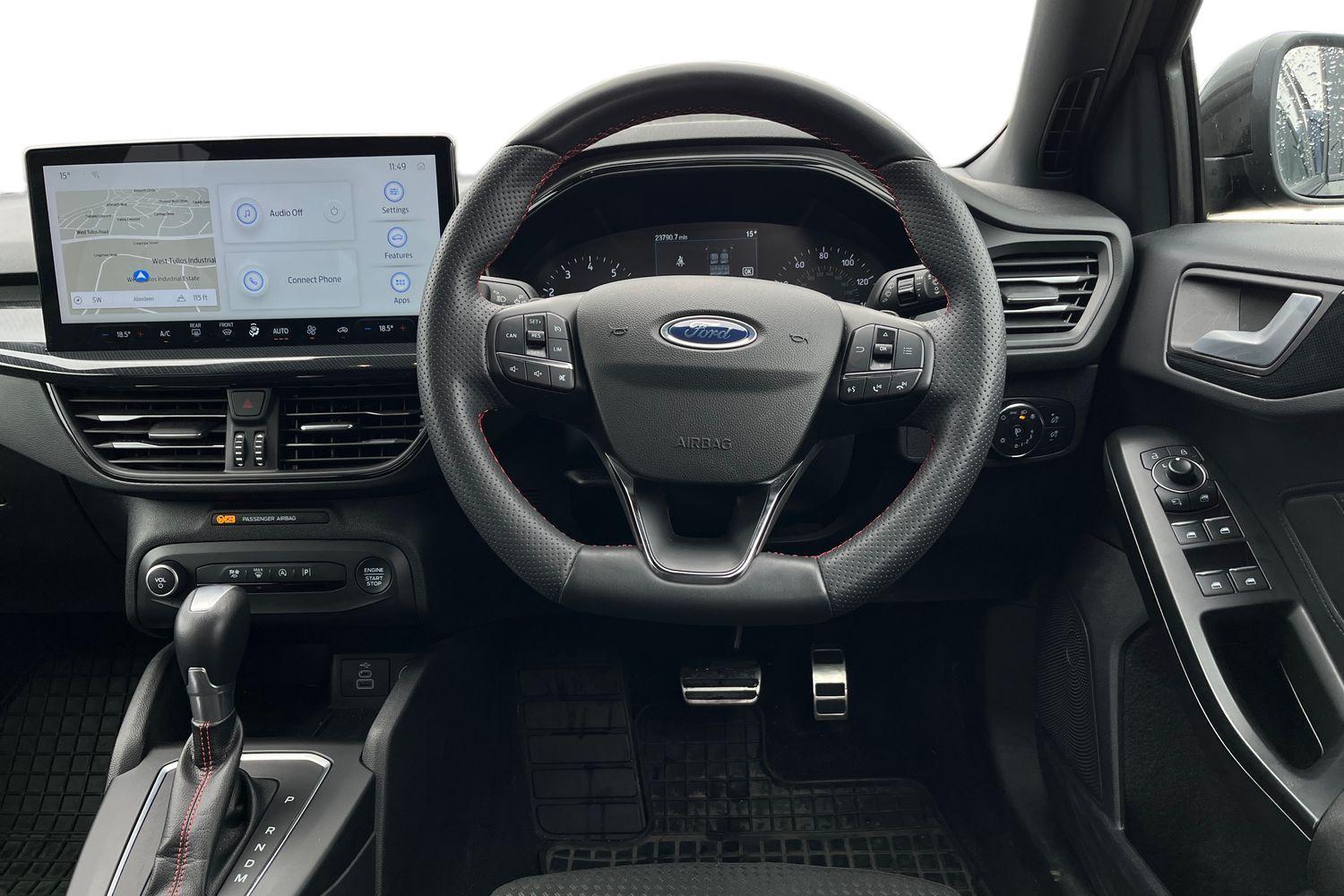 Ford FOCUS Photo 10