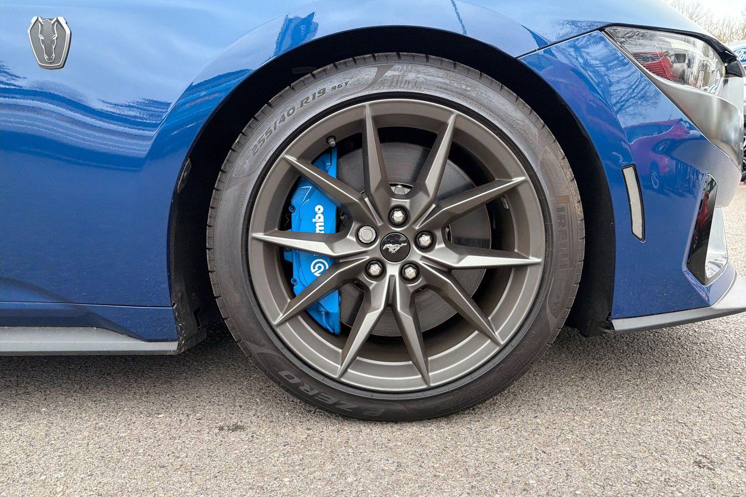 Ford MUSTANG Photo 7