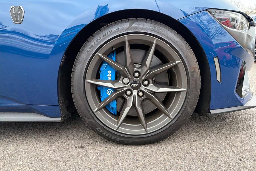 Ford MUSTANG Photo autoimg-b217cb792e41aea8d679641427424bba34ddbd47.jpg