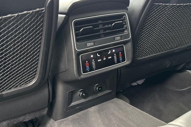 Audi Q8 Photo 24