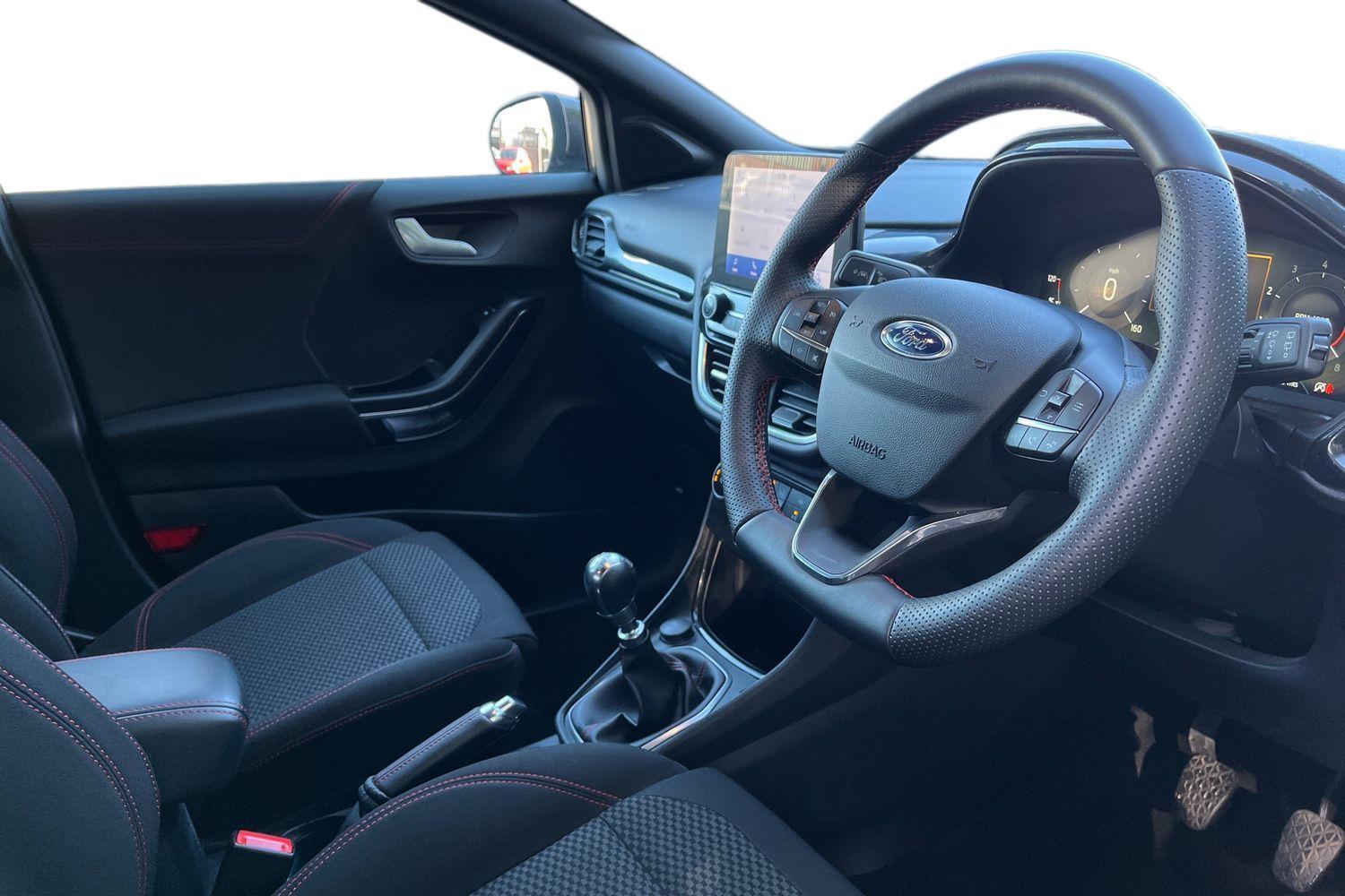 Ford PUMA Photo 8