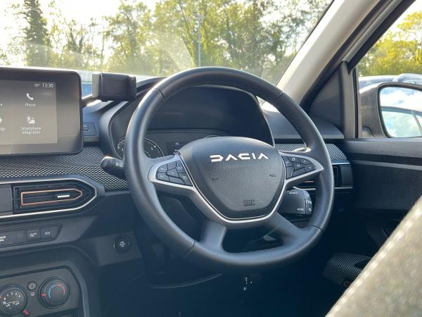 Dacia Sandero Stepway Photo autoimg-b21fc7af3e2710ea3175eee9fd007dec1d6140df.jpg