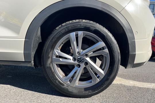 Volkswagen T-roc Photo autoimg-b2231e5fc1b9130e3388087b2946ad8928452d94.jpg