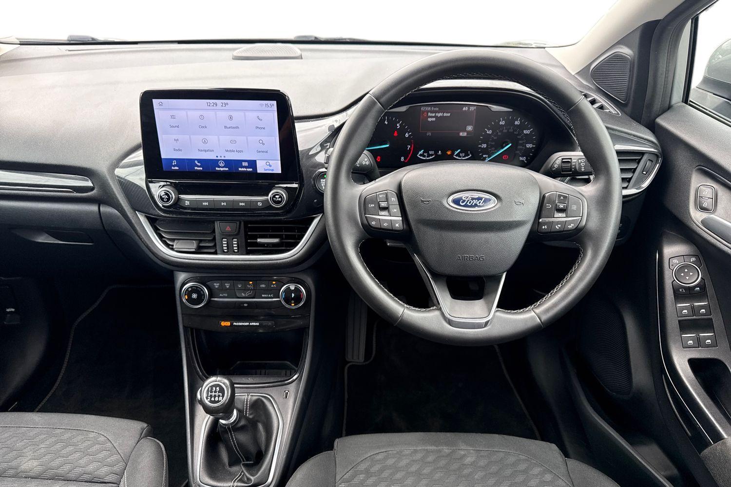 Ford PUMA Photo 10