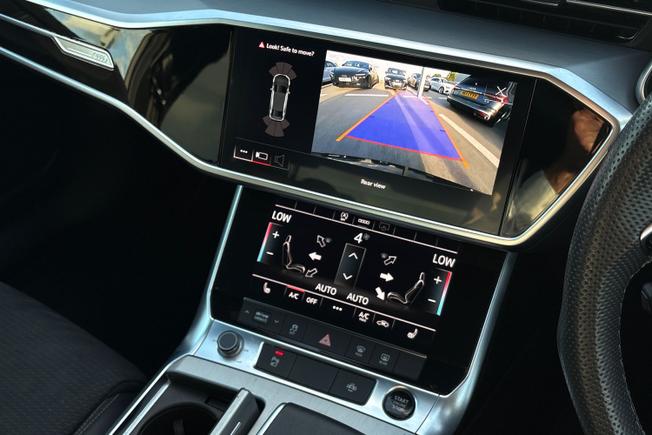 AUDI A6 Photo 21