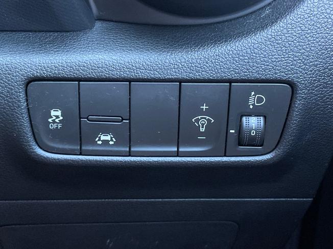 HYUNDAI Kona Photo 36