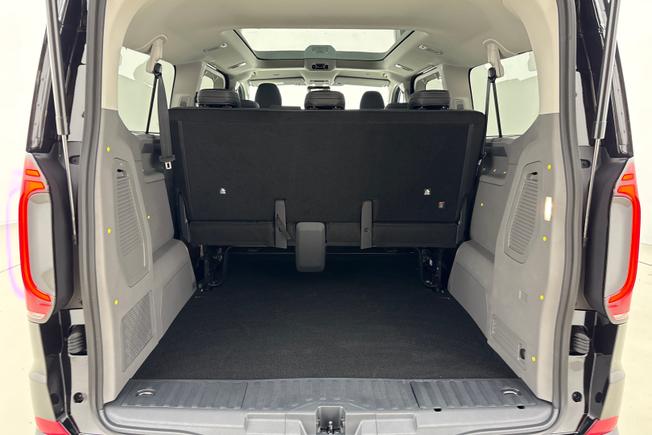 BMW Transporter Shuttle Photo 12