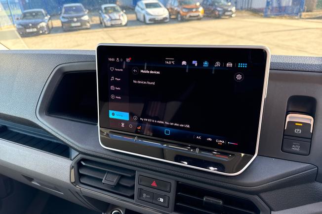 VOLKSWAGEN Crafter Photo 14
