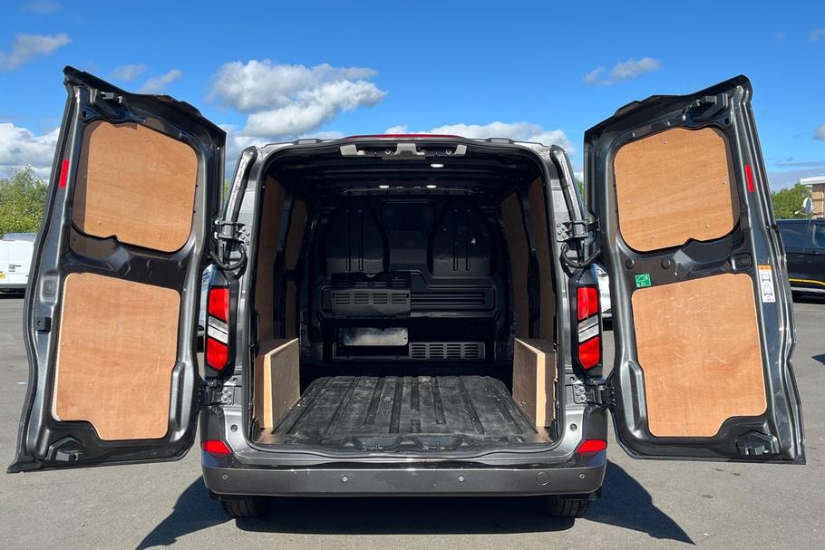 Used FORD TRANSIT CUSTOM WN75GKE 7