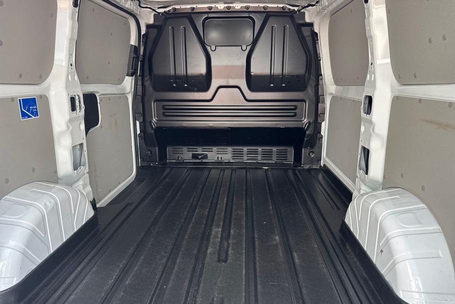 Used FORD TRANSIT CUSTOM WT24AEP 15