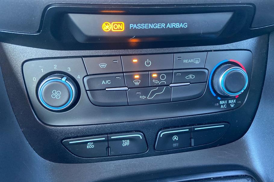 Used Ford TOURNEO CONNECT 23