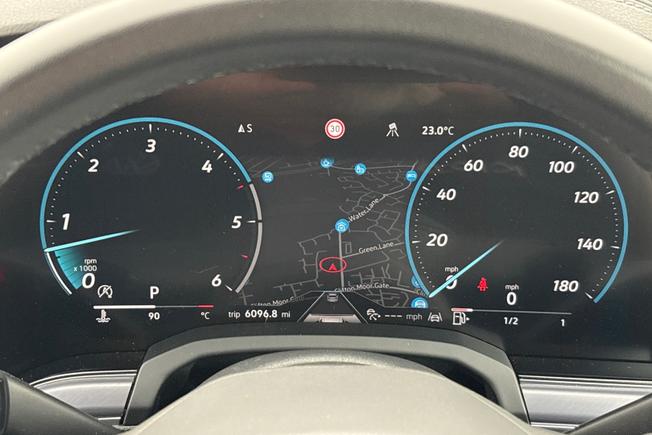 VOLKSWAGEN Touareg Photo 15