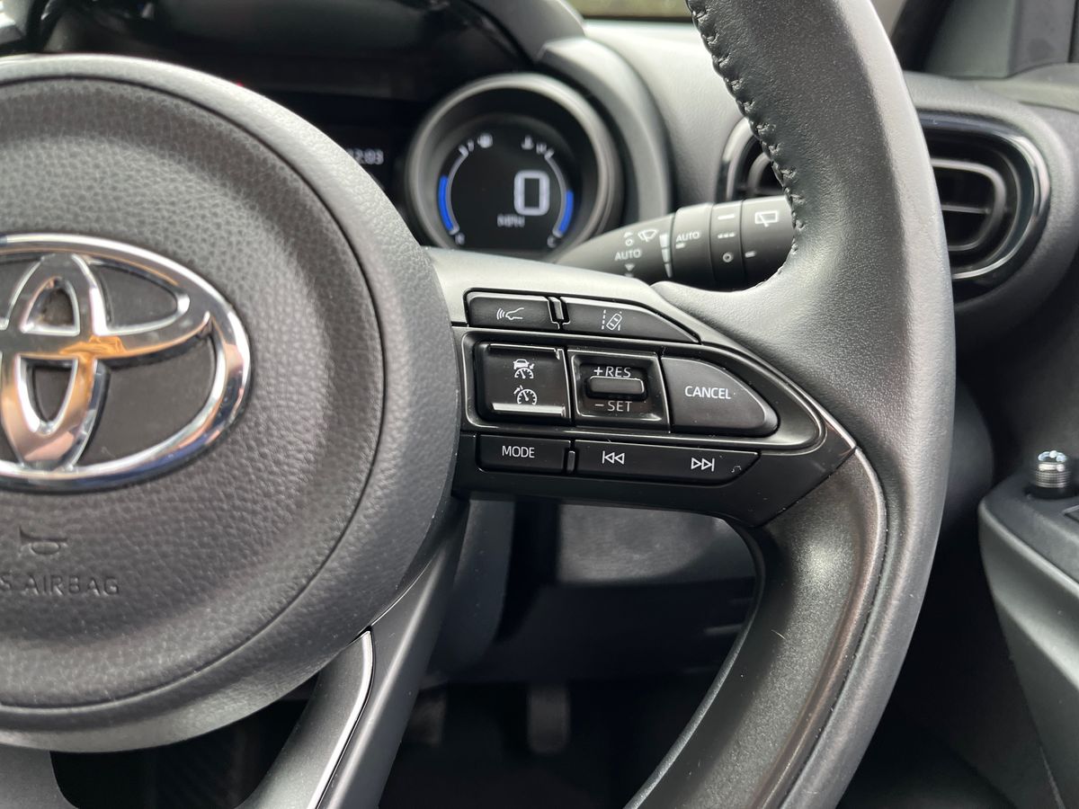 Toyota Yaris Cross Photo 15