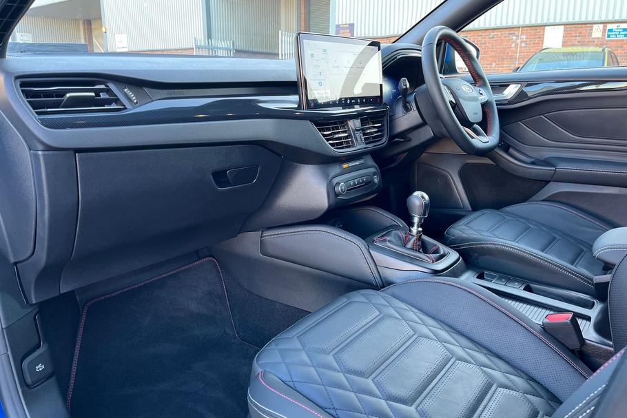 Used Ford FOCUS LD72SKO 18