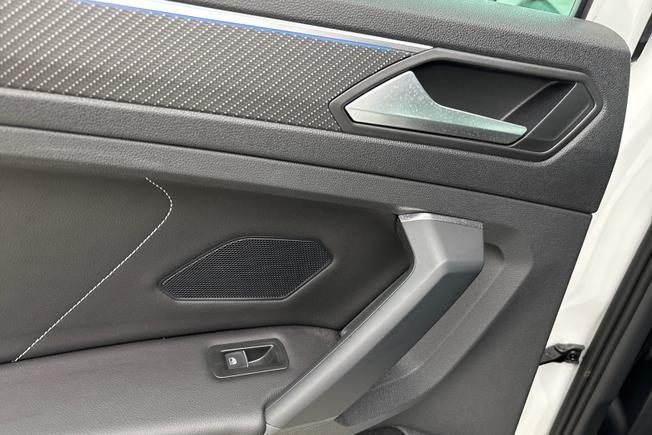 VOLKSWAGEN Tiguan Photo 33