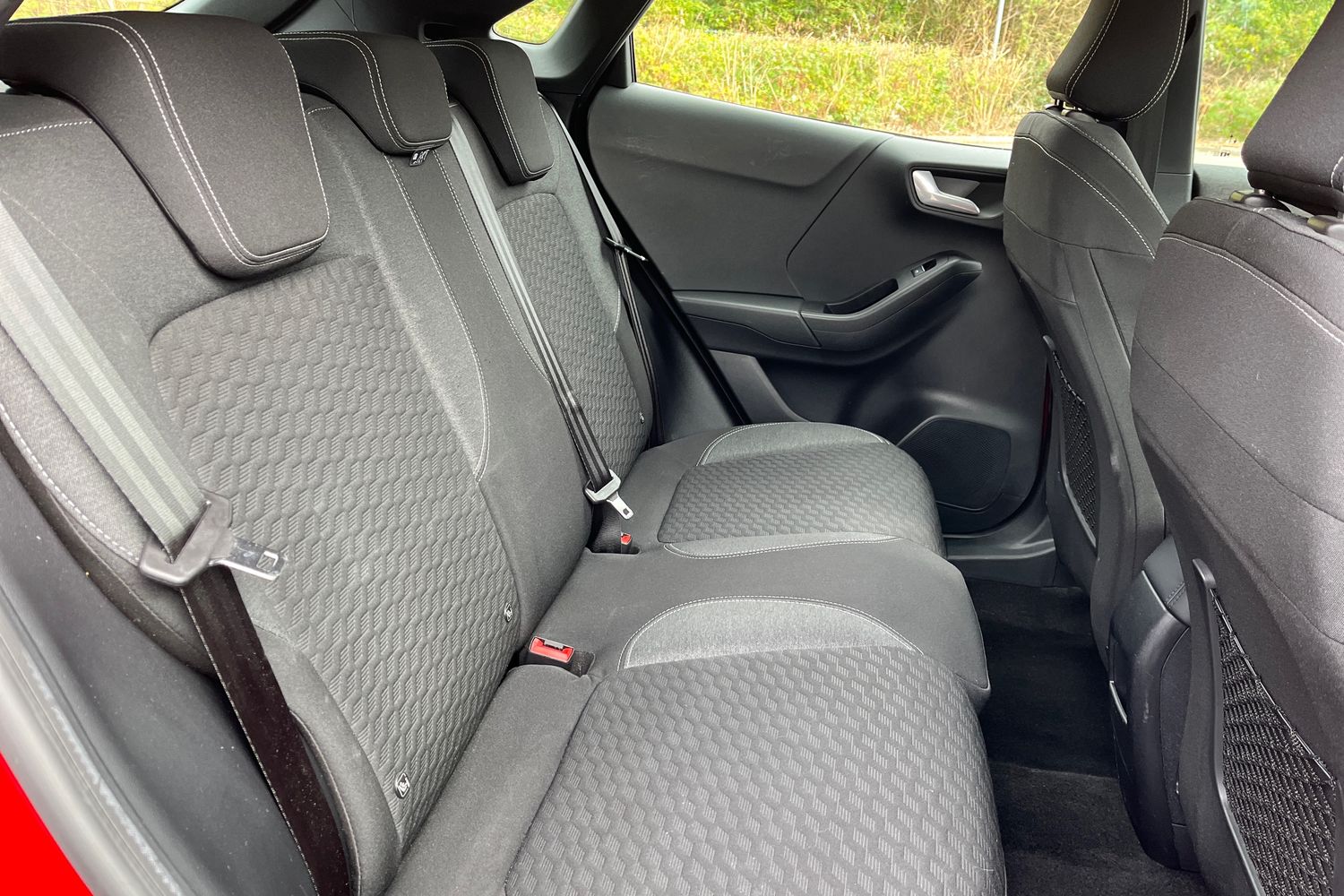 Ford PUMA Photo 34