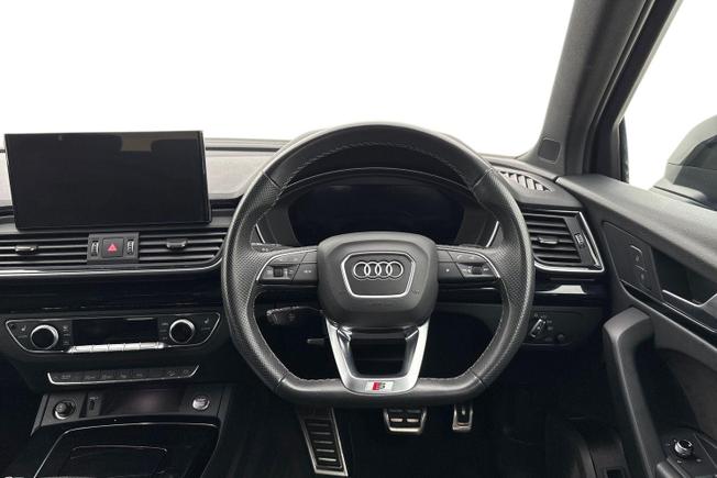 AUDI Q5 Photo 11