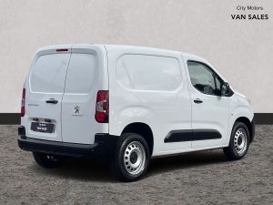 Used 2023 PEUGEOT PARTNER  STANDARD  1000 1.5 BlueHDi 100 Professional Premium + Ice White at Carco Group