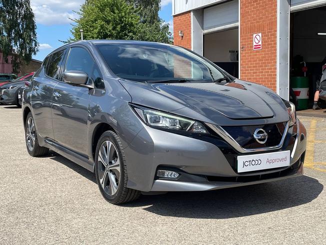 NISSAN Leaf Photo 23