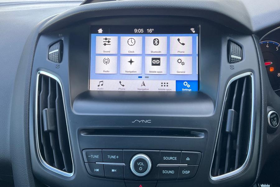 Ford Focus Photo autoimg-b242ff006b7b527d9207967ab257660c509e8a65.jpg