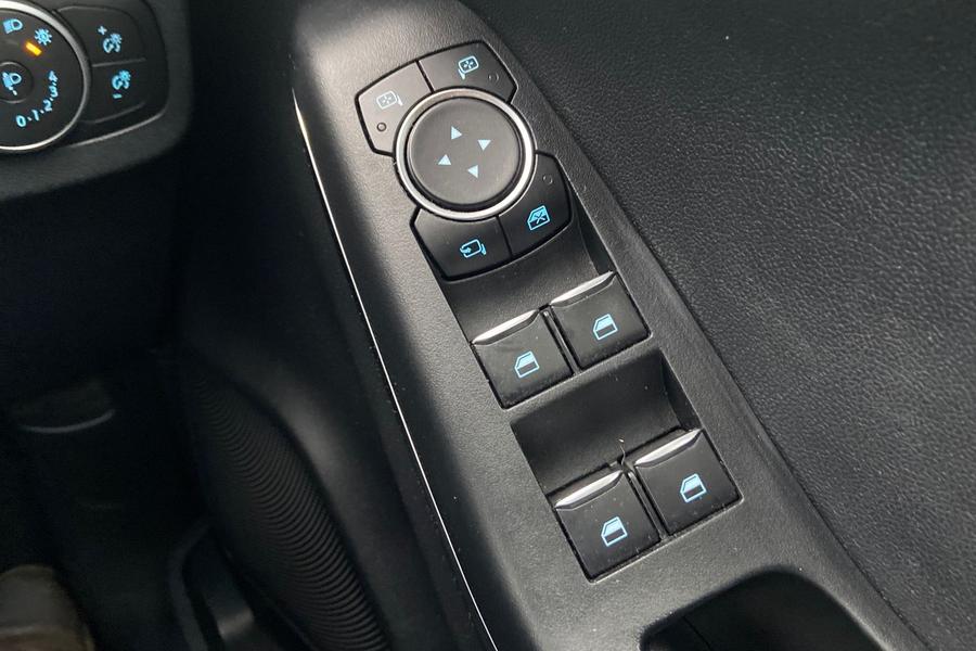 Ford PUMA Photo autoimg-b24507c3fa4611302b2f7d7b5e2993445d29fbde.jpg