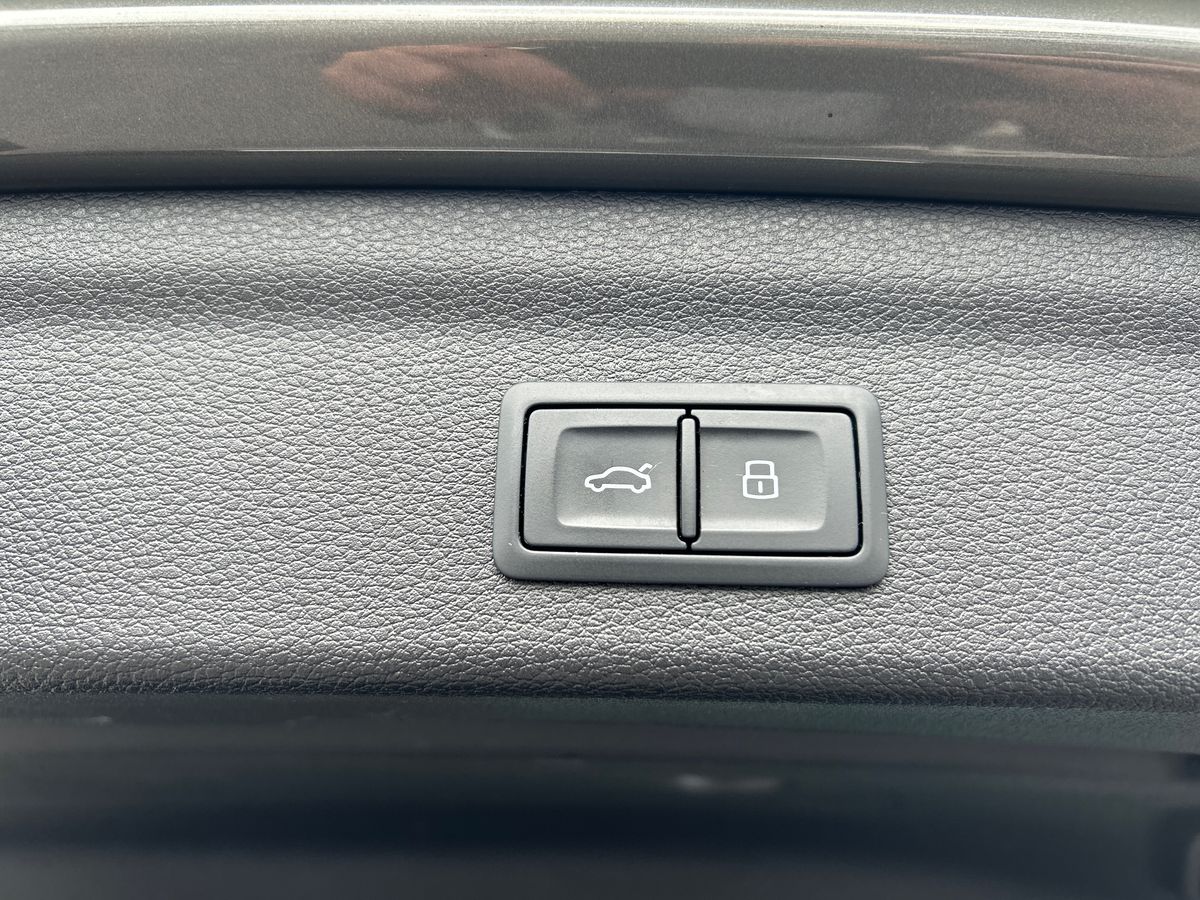 Audi Q3 Photo 21