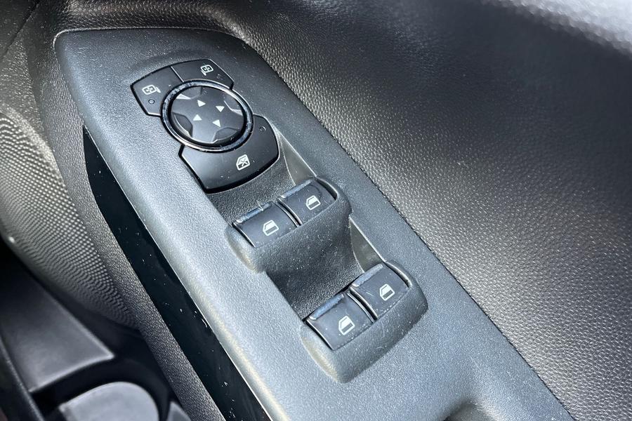 Ford ECOSPORT Photo autoimg-b2481558d3564a07fc1a5e28350b12d95d00476d.jpg
