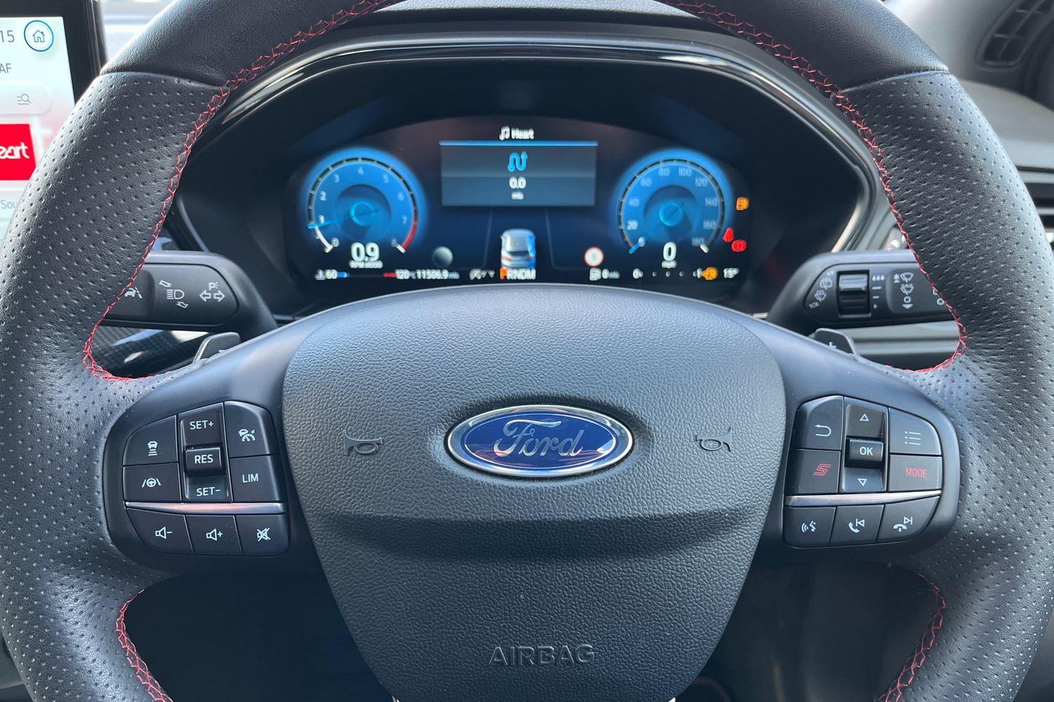 Ford Focus Photo 11