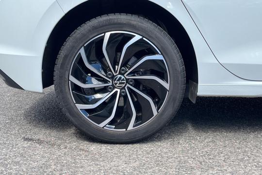 Volkswagen Golf Photo autoimg-b24c43d747573ae7e6c393c3b0f48ef4652817a2.jpg