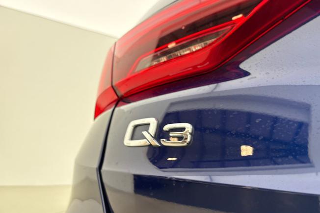 AUDI Q3 Photo 24