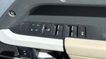 Land Rover Defender Photo 24