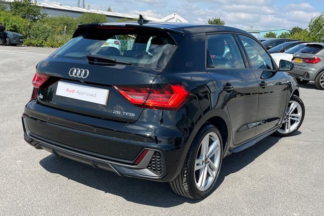 Audi A1 Photo 26